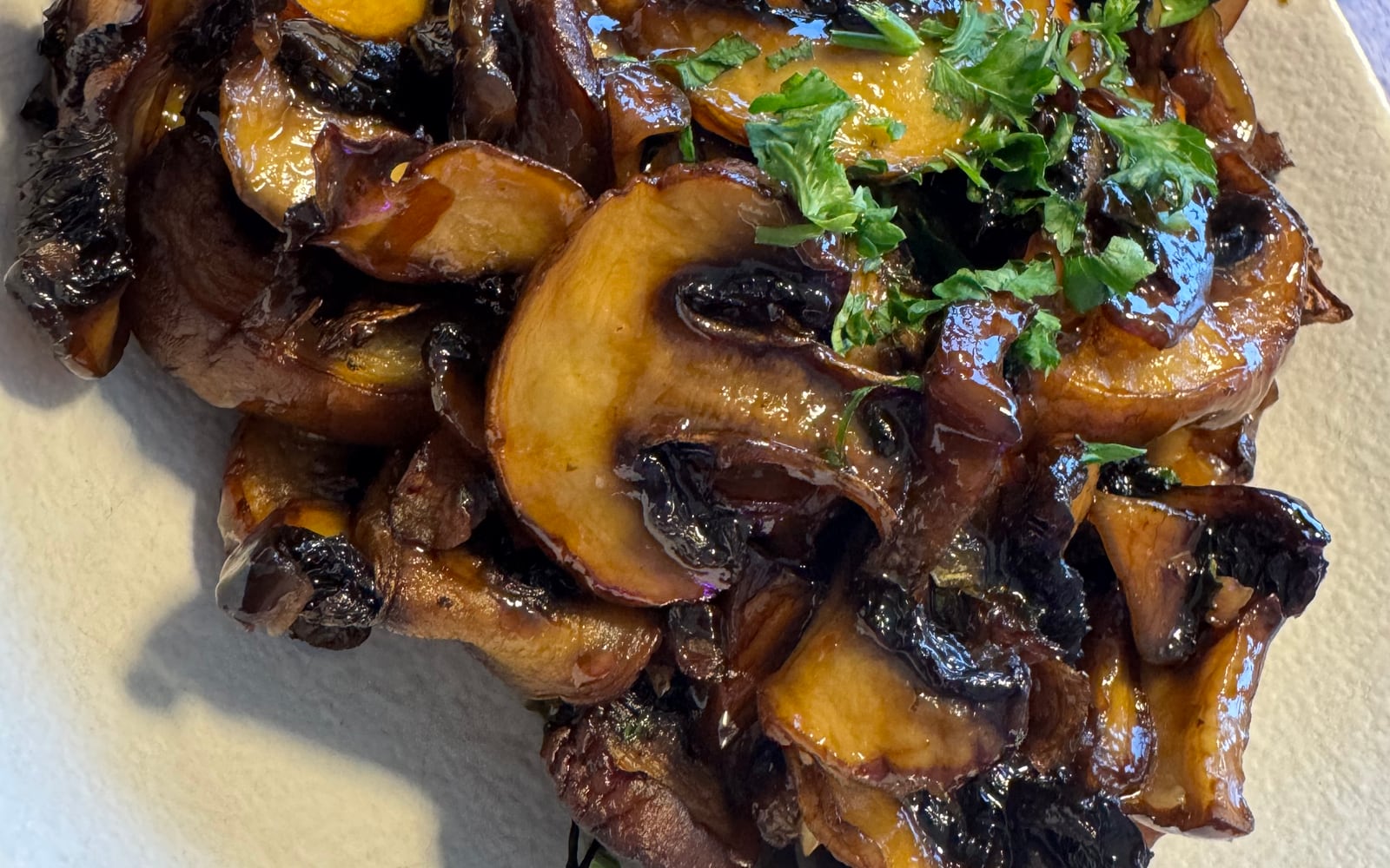 Chestnut mushrooms sautéed in sherry with garlic and caramelised red onion at The Bank at Bude
